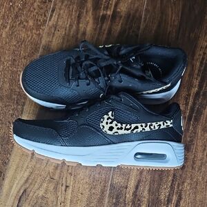 Nike Black and Brown Sneakers with Air Max Cushioning